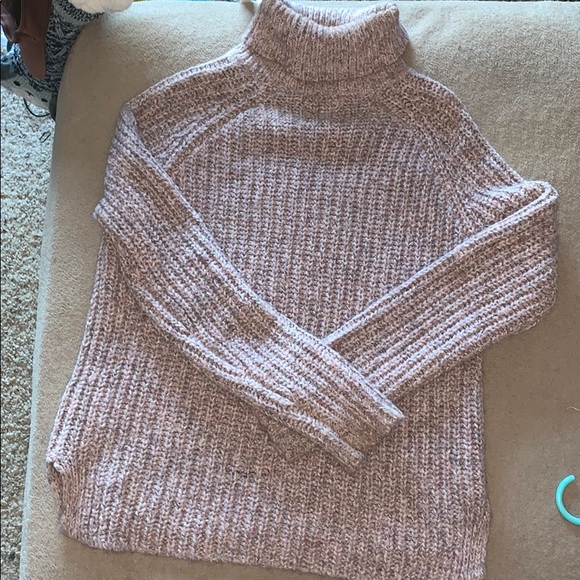 Turtle neck sweater - Picture 2 of 2